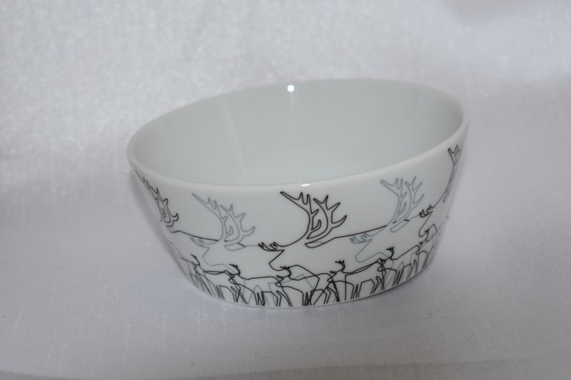 Skål m/rein Anna Viktoria