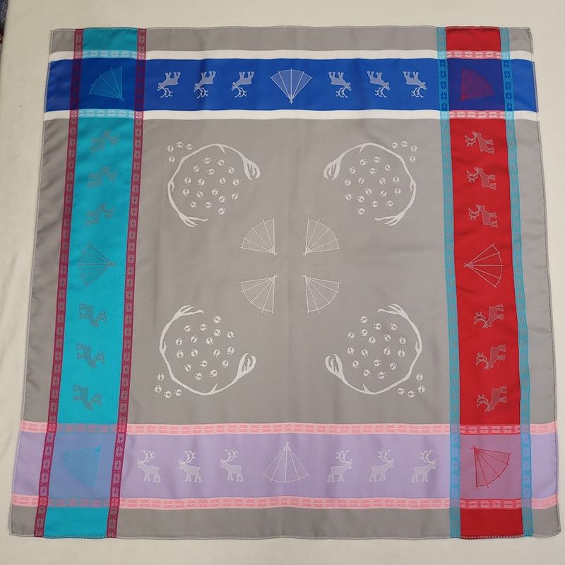 2312  Låavtegelijnie  / Lavvosjal Grå